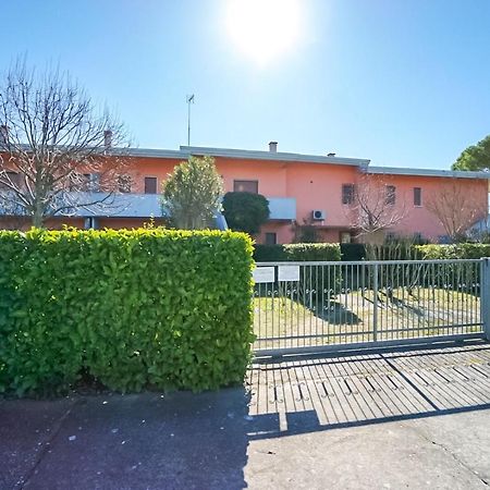 Villaggio Le Ginestre Bibione Buitenkant foto