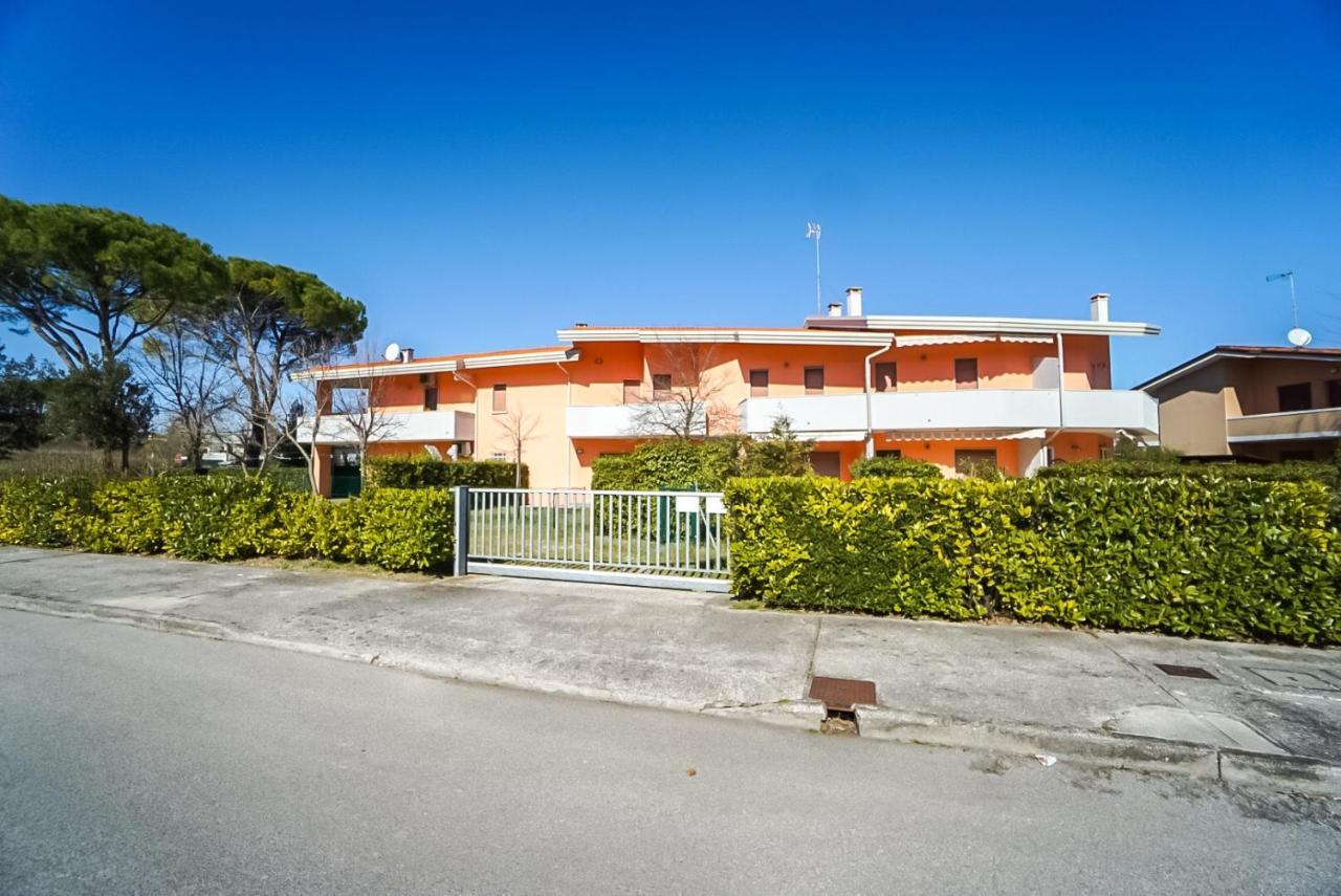 Villaggio Le Ginestre Bibione Buitenkant foto