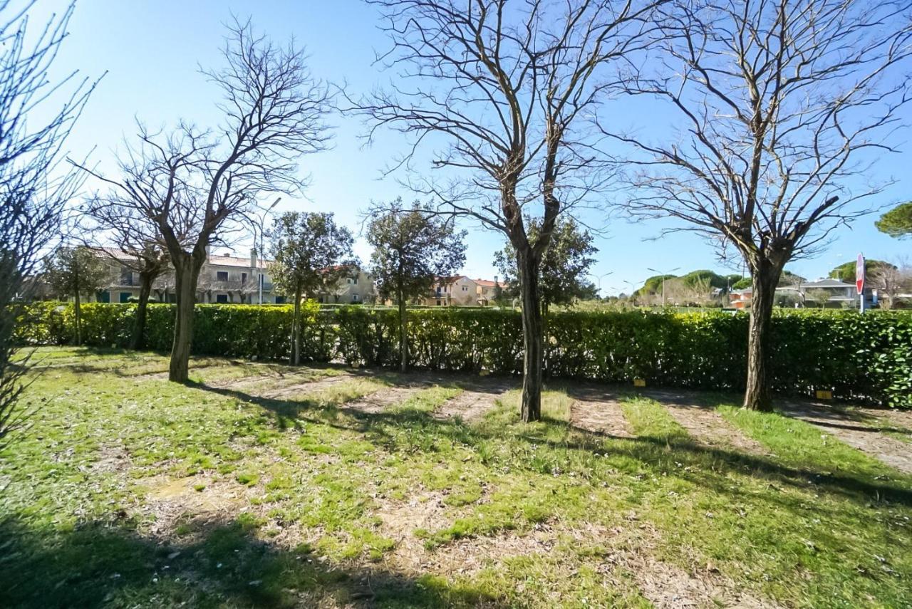 Villaggio Le Ginestre Bibione Buitenkant foto